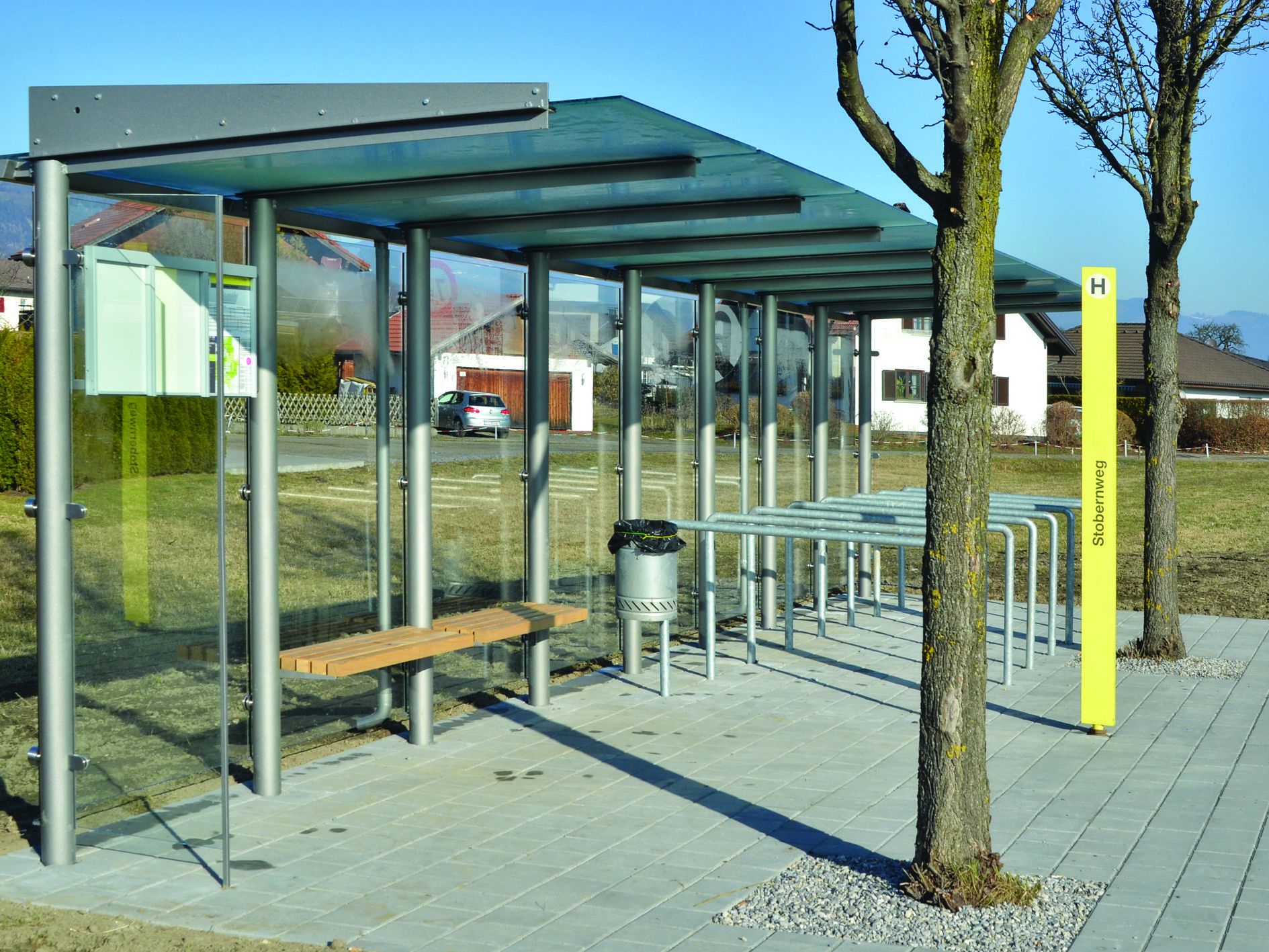 Haltestelle Stobernweg an der Ortseinfahrt von Meiningen. Haltestelle Stobernweg an der Ortseinfahrt von Meiningen.