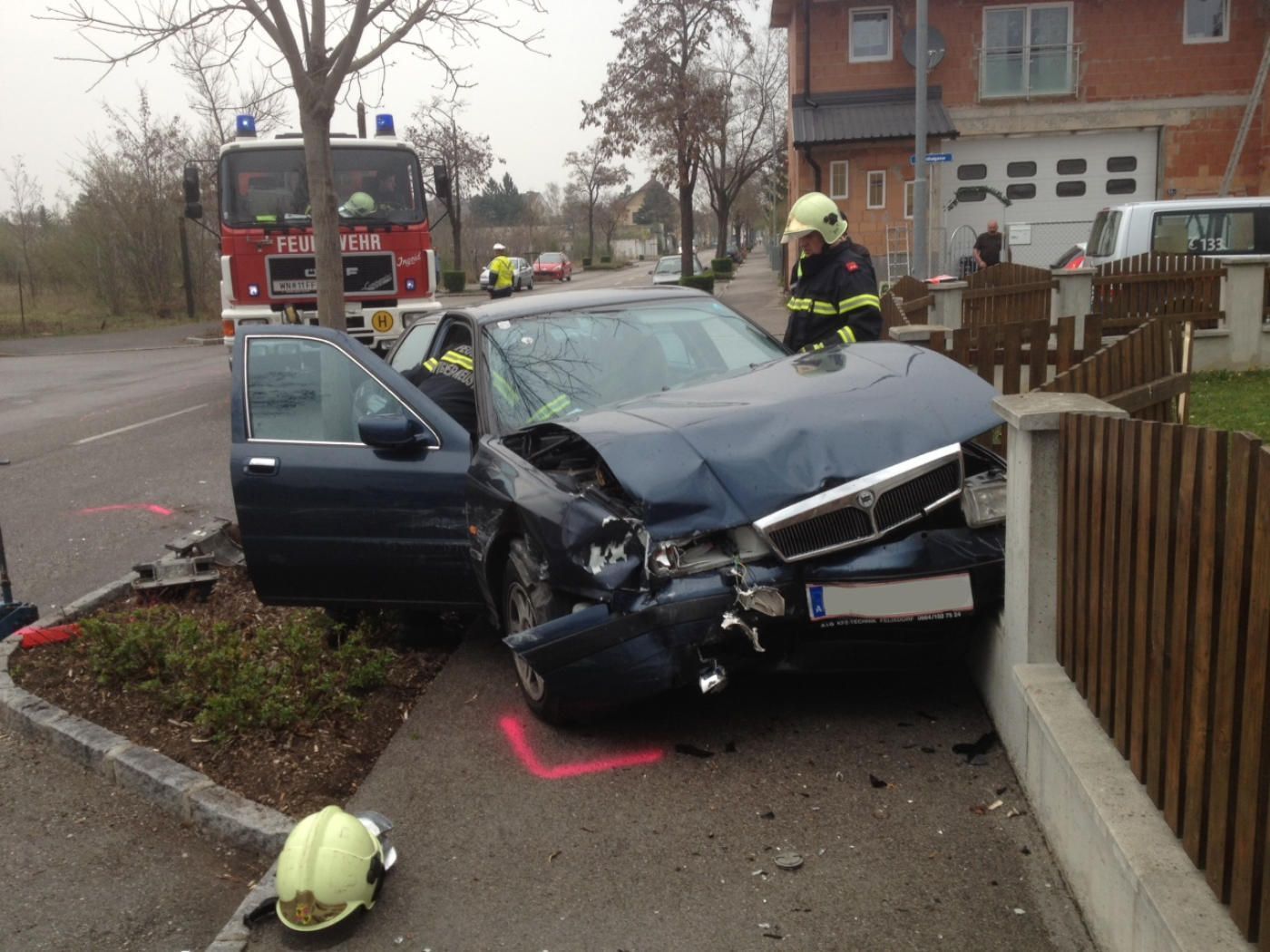 Im Wiener Neustädter Stadtgebiet kam es zu einem schweren Verkehrsunfall. Im Wiener Neustädter Stadtgebiet kam es zu einem schweren Verkehrsunfall.