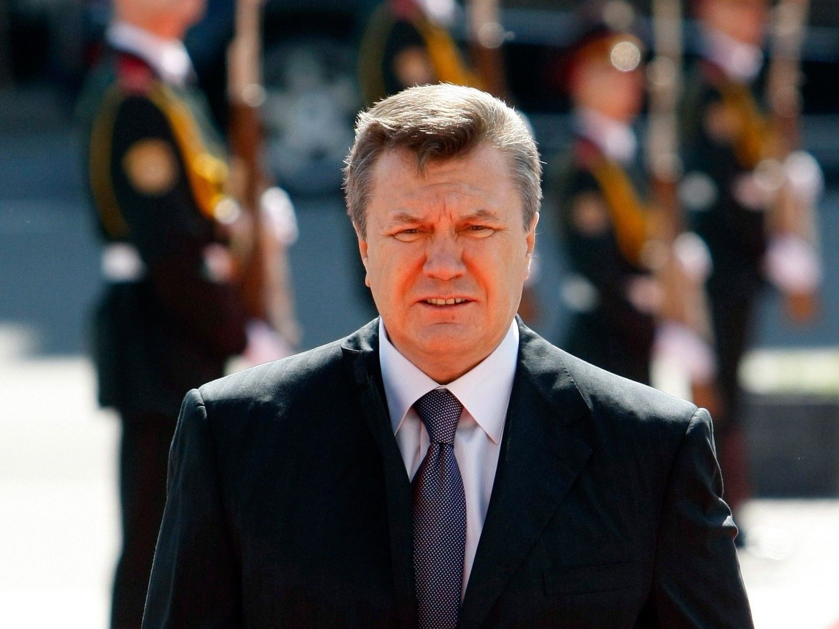 Premier Viktor Janukowitsch wird zur EM ohne Gesellschaft auskommen müssen. Premier Viktor Janukowitsch wird zur EM ohne Gesellschaft auskommen müssen.