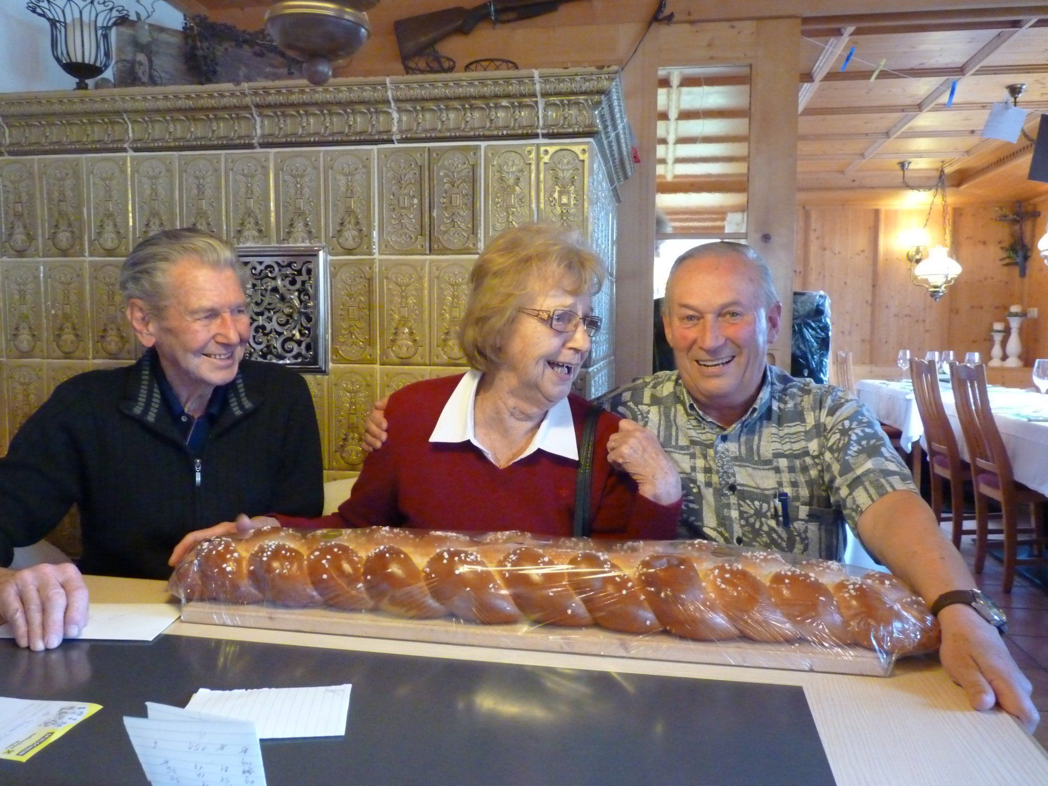 Das Preisjassen der Senioren war wieder mit Spaß und Spannung verbunden. Das Preisjassen der Senioren war wieder mit Spaß und Spannung verbunden.