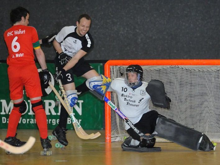 RHC Dornbirn gewinnt Klassiker gegen Wolfurt mit drei Toren Differenz. RHC Dornbirn gewinnt Klassiker gegen Wolfurt mit drei Toren Differenz.