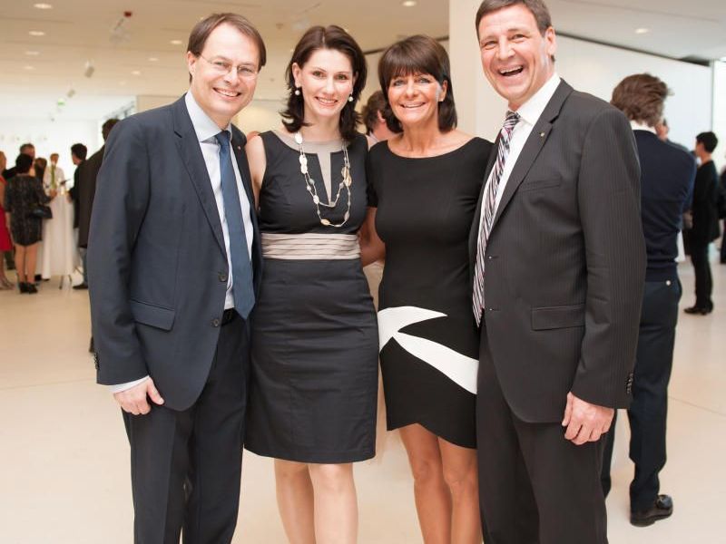 Festredner Gerhard Drexel (l.) mit Gattin Andrea sowie Gastgeber und Spar-Vorarlberg-Geschäftsführer Gerhard Ritter mit seiner Frau Elke. Festredner Gerhard Drexel (l.) mit Gattin Andrea sowie Gastgeber und Spar-Vorarlberg-Geschäftsführer Gerhard Ritter mit seiner Frau Elke.