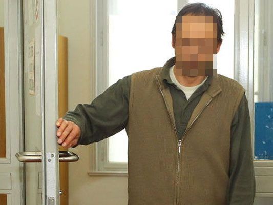 Ein harter Gang: Das wird der Prozess in der Testamentsaffäre für Jürgen H. Ein harter Gang: Das wird der Prozess in der Testamentsaffäre für Jürgen H.
