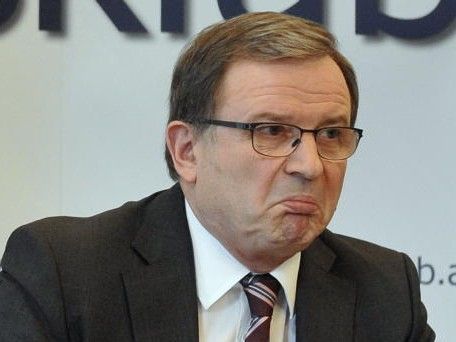 Klubobmann bezweifelt angegebene Gründe für Rückzug. Klubobmann bezweifelt angegebene Gründe für Rückzug.