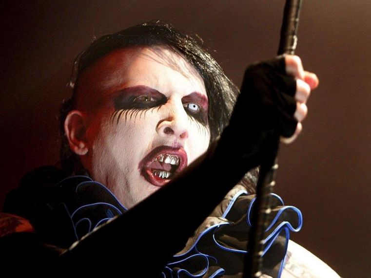 Isst sein Rindsfilet gerne „medium“: Marilyn Manson. Isst sein Rindsfilet gerne „medium“: Marilyn Manson.