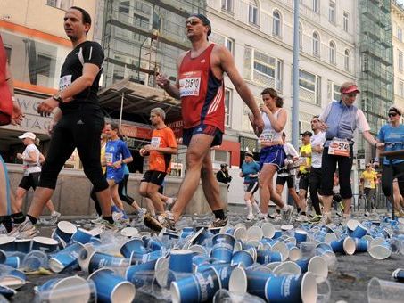 Freiwillige Teilnehmer können sich für eine medizinische Studie im Rahmen des Vienna City Marathons melden. Freiwillige Teilnehmer können sich für eine medizinische Studie im Rahmen des Vienna City Marathons melden.