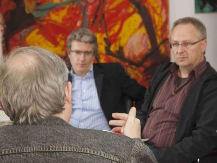 Jörg Stadler (l.) und Klaus Hämmerle (r.) mit Scheinerbe Peter H.