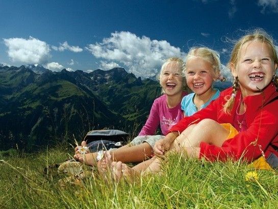 Topnoten erhielt Vorarlberg als Urlaubsland von seinen Sommergästen. Topnoten erhielt Vorarlberg als Urlaubsland von seinen Sommergästen.
