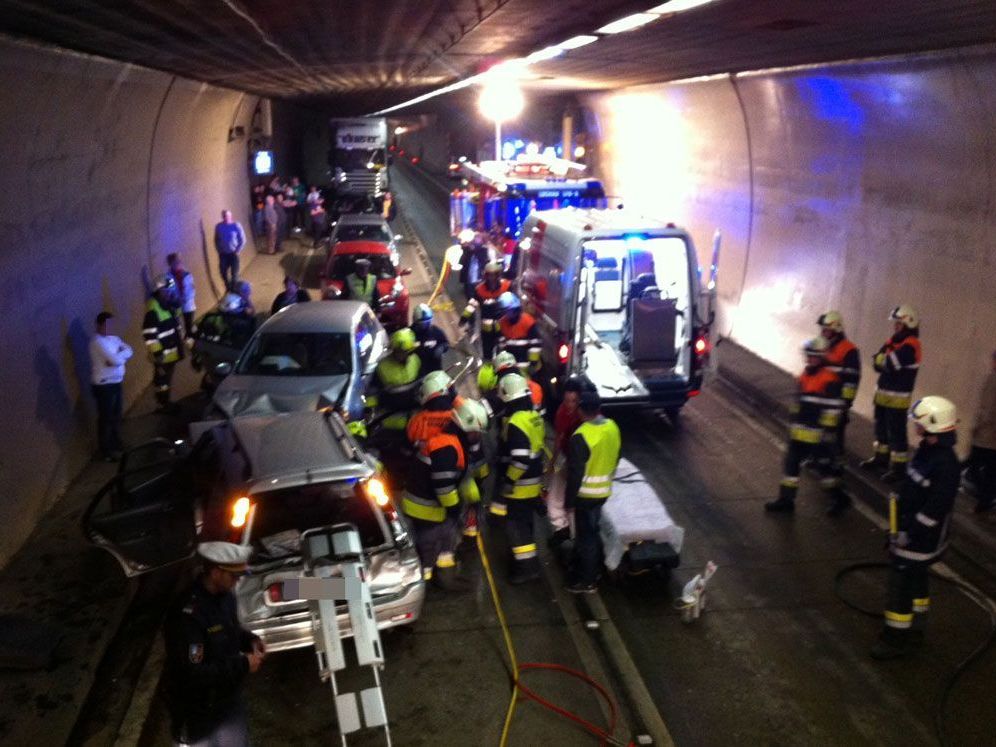 Verkehrsunfall im Pfändertunnel Verkehrsunfall im Pfändertunnel