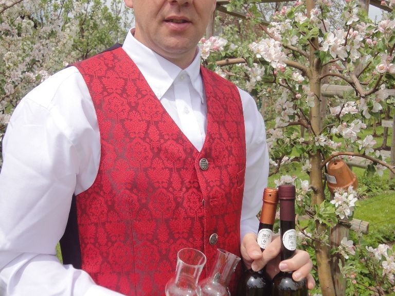 Kurt Vonach wurde zum besten Ländle-Schnapsbrenner 2012 gekürt. Kurt Vonach wurde zum besten Ländle-Schnapsbrenner 2012 gekürt.