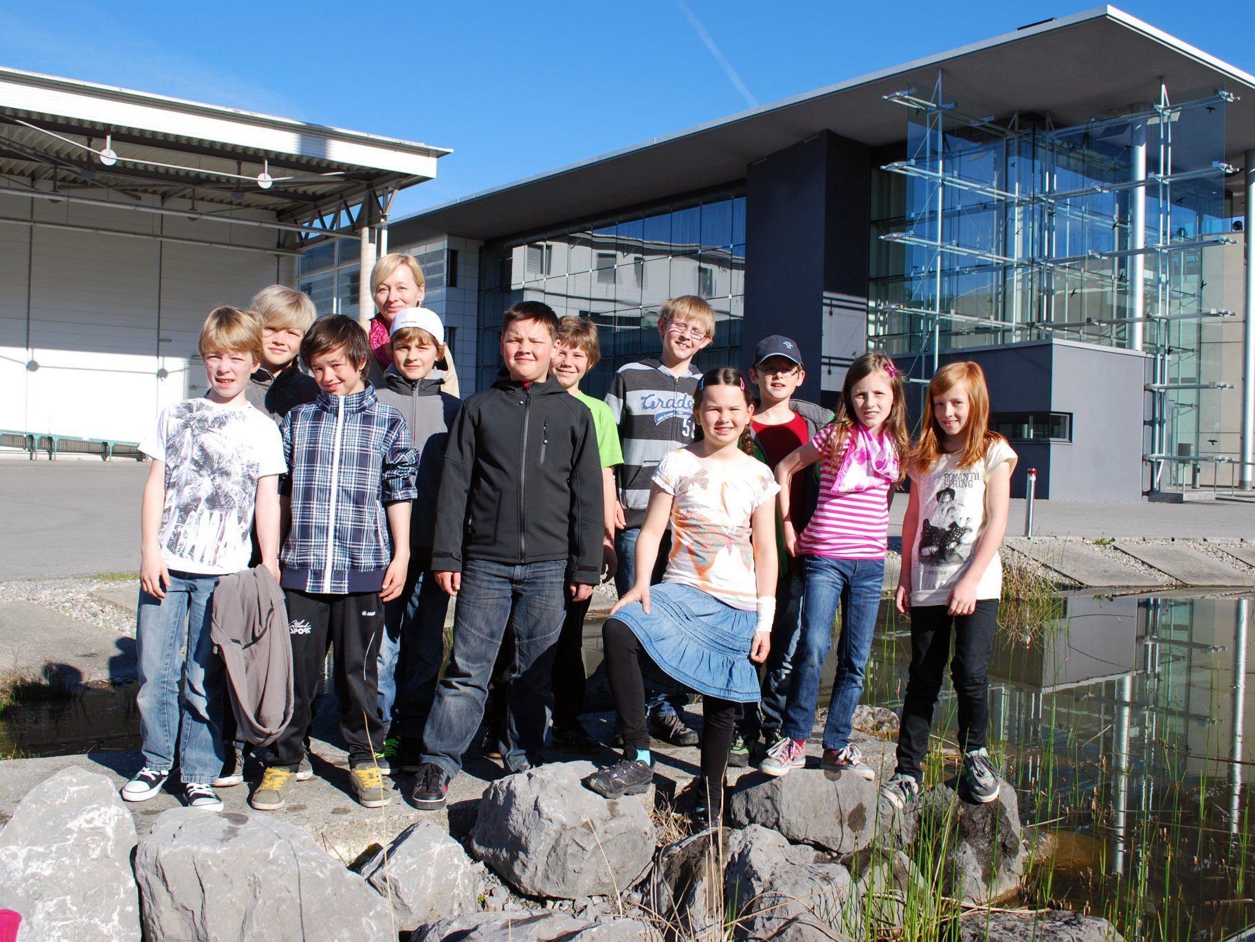 Die 4. Klasse der VS Alberschwende besuchte das Vorarlberger Medienhaus.