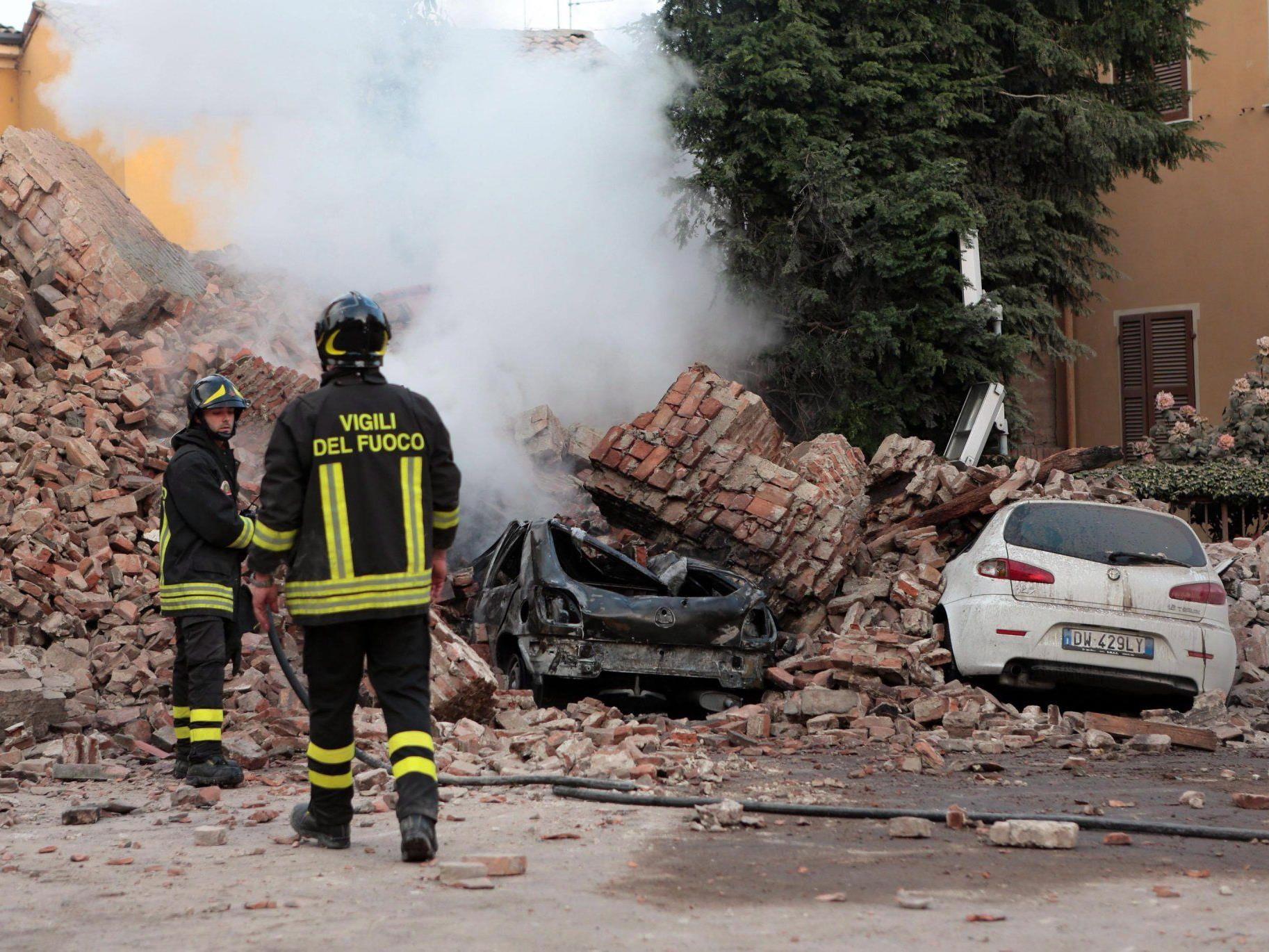 Bilder der Zerstörung nach dem verheerenden Beben in Norditalien.