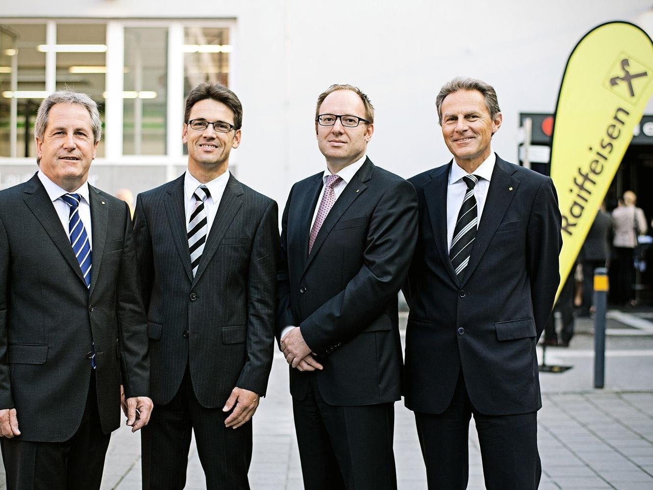 Aufsichtsratsvorsitzender Anton Rein mit den Vorstandsdirektoren Dr. Wilfried Amann, Dr. Gernot Erne und Dr. Wolfgang Zumtobel.