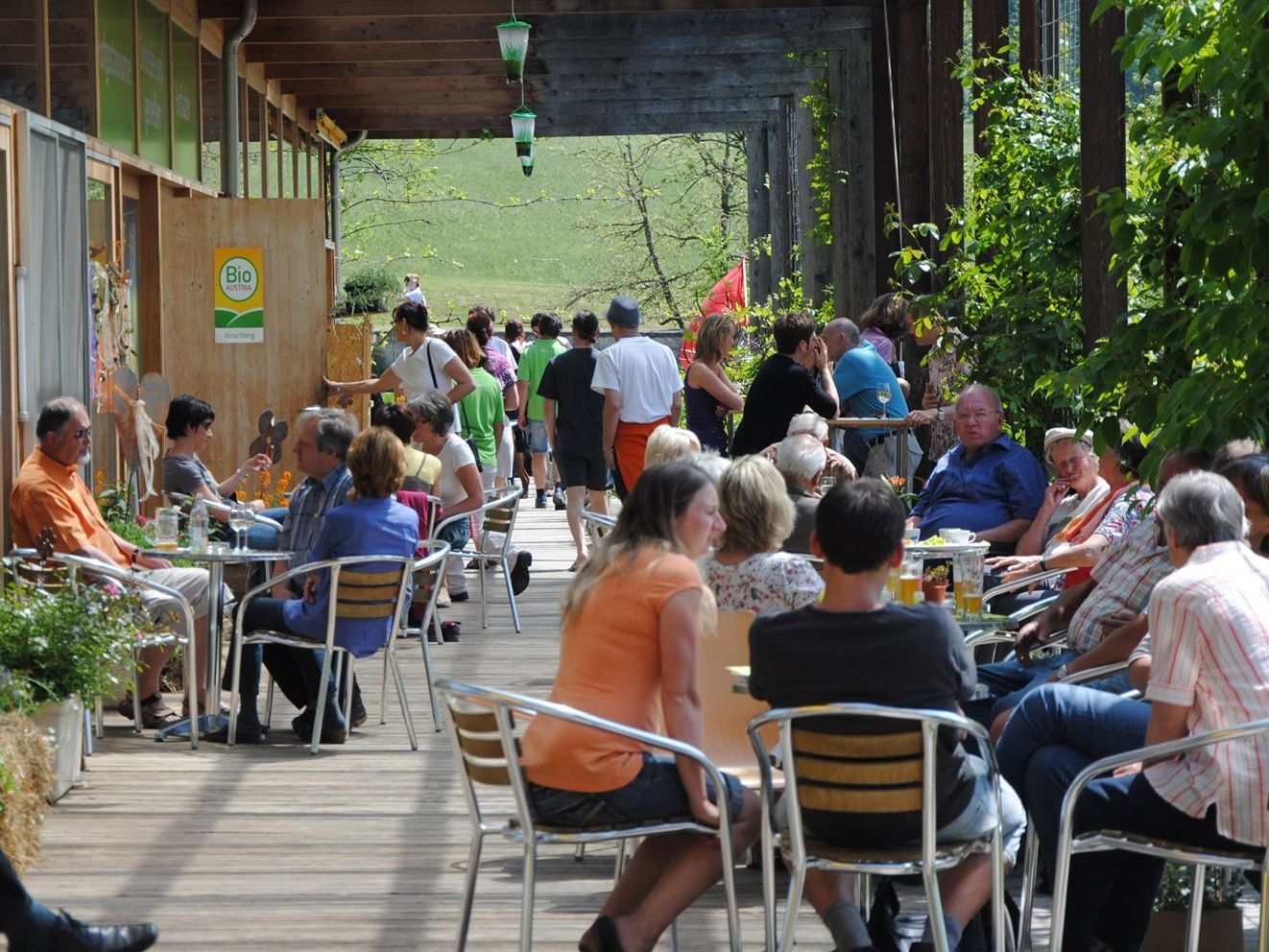 "Frühling am Sunnahof" am Samstag, 12. Mai von 10 bis 17.30 Uhr am Sunnahof Tufers in Göfis "Frühling am Sunnahof" am Samstag, 12. Mai von 10 bis 17.30 Uhr am Sunnahof Tufers in Göfis