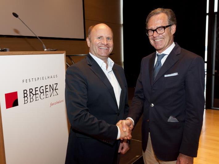 Hans-Peter Metzler übergibt Amt an Gebhard Sagmeister.