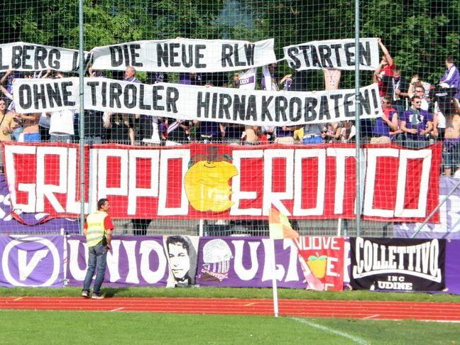 Professionell und vorbildlich hat sich die Austria Salzburg Anhängerschar in Dornbirn verhalten.