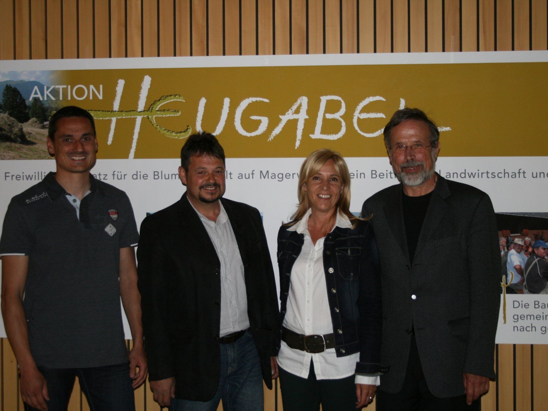 Chef Raiba Gager Michael mit BM Walter Rauch, Birgit Werle (Regio Walgau) und Günter Stadler Chef Raiba Gager Michael mit BM Walter Rauch, Birgit Werle (Regio Walgau) und Günter Stadler