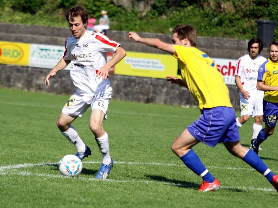 Rankweil führte in der Schlussminute noch 2:1, aber verlor noch mit 2:3. Rankweil führte in der Schlussminute noch 2:1, aber verlor noch mit 2:3.