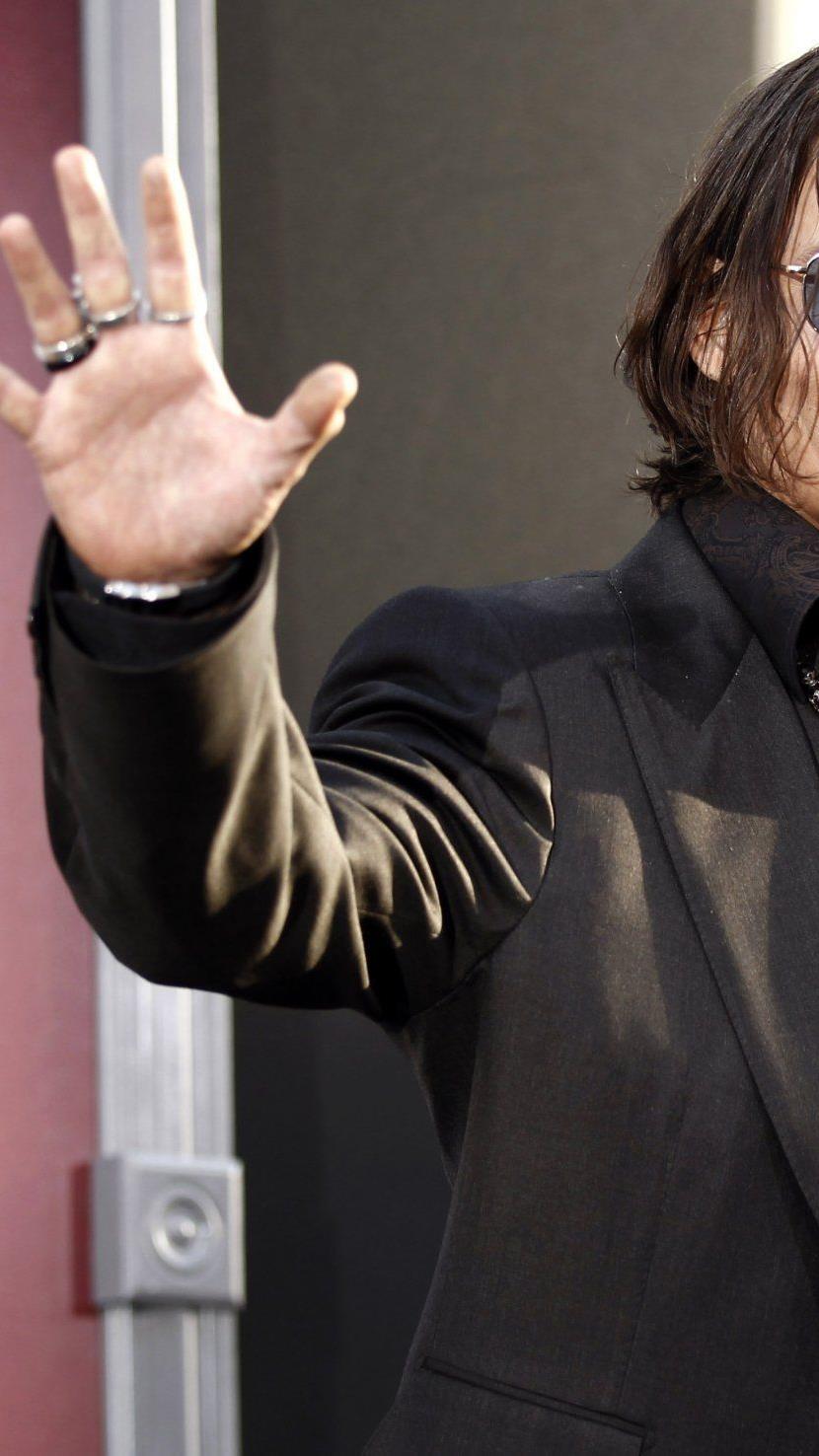 Multitalent Johnny Depp griff wieder in die Saiten