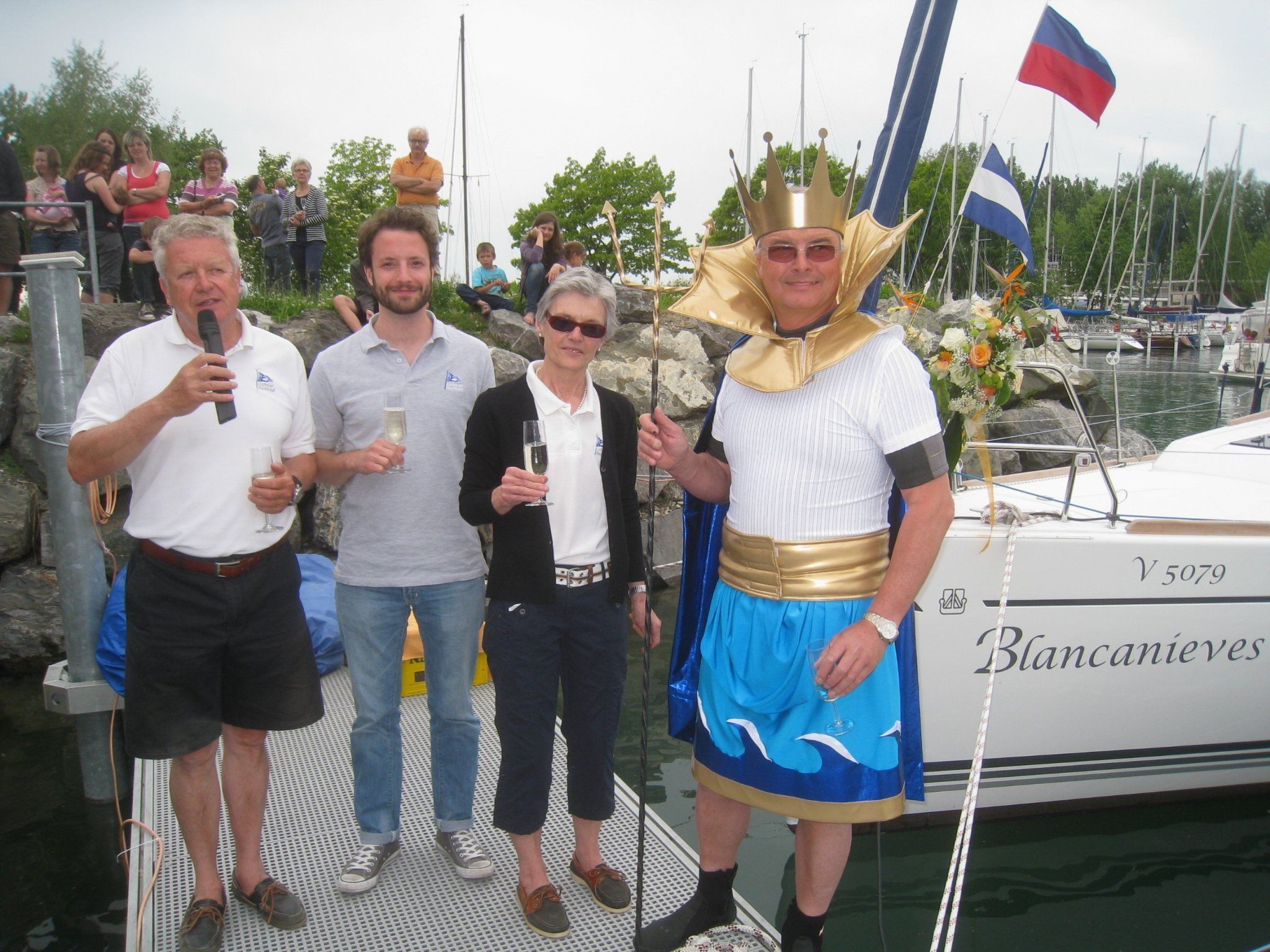 In diesem Jahr war auch LYC-Präsident Benno Wagner unter den „Bootstäuflingen“. In diesem Jahr war auch LYC-Präsident Benno Wagner unter den „Bootstäuflingen“.