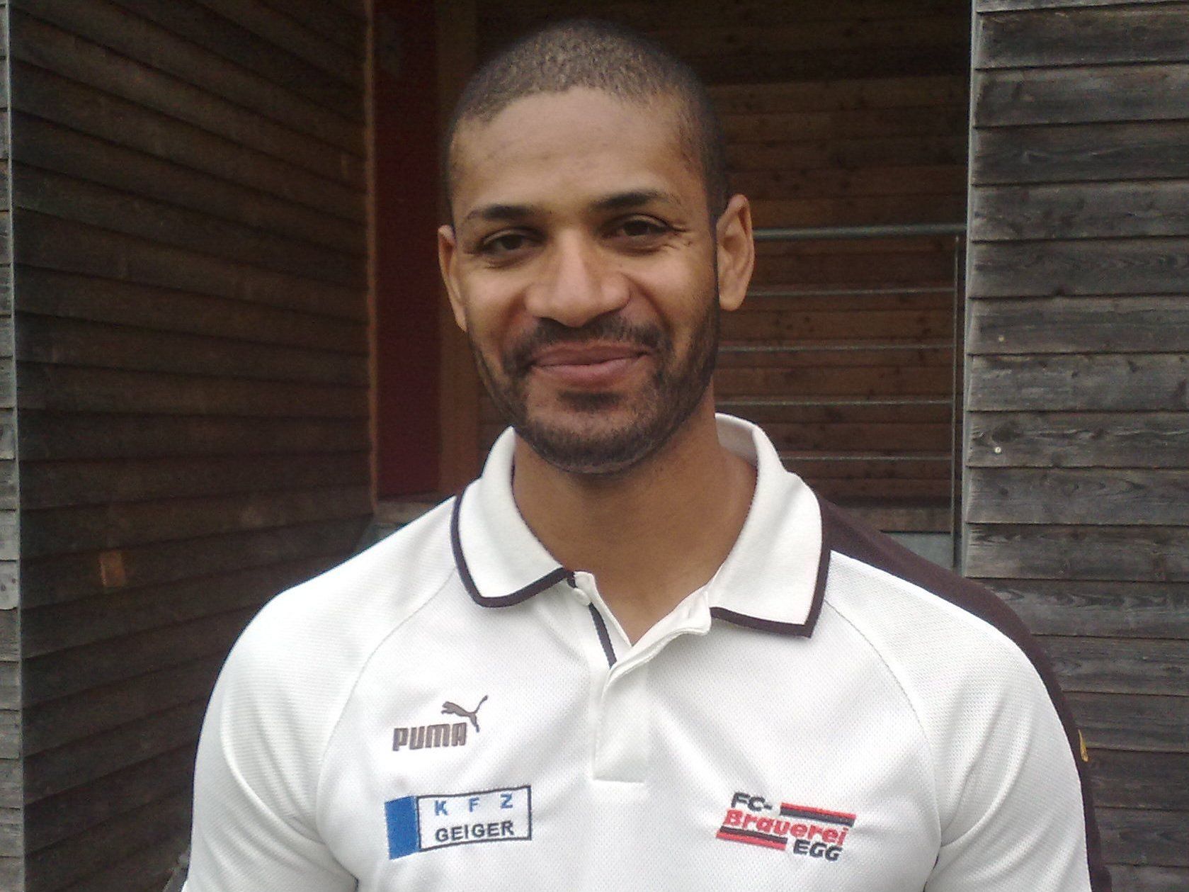 Perfekter Trainer-Einstand für Luggi Reiner. Perfekter Trainer-Einstand für Luggi Reiner.