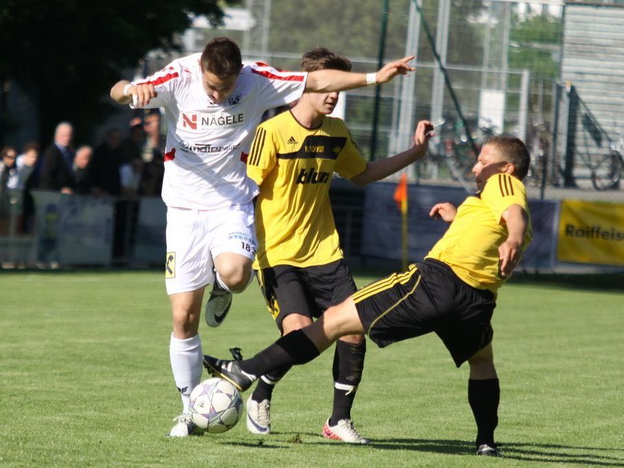 Die Hälfter aller VL-Vereine müssen noch um den Verbleib bangen. Die Hälfter aller VL-Vereine müssen noch um den Verbleib bangen.