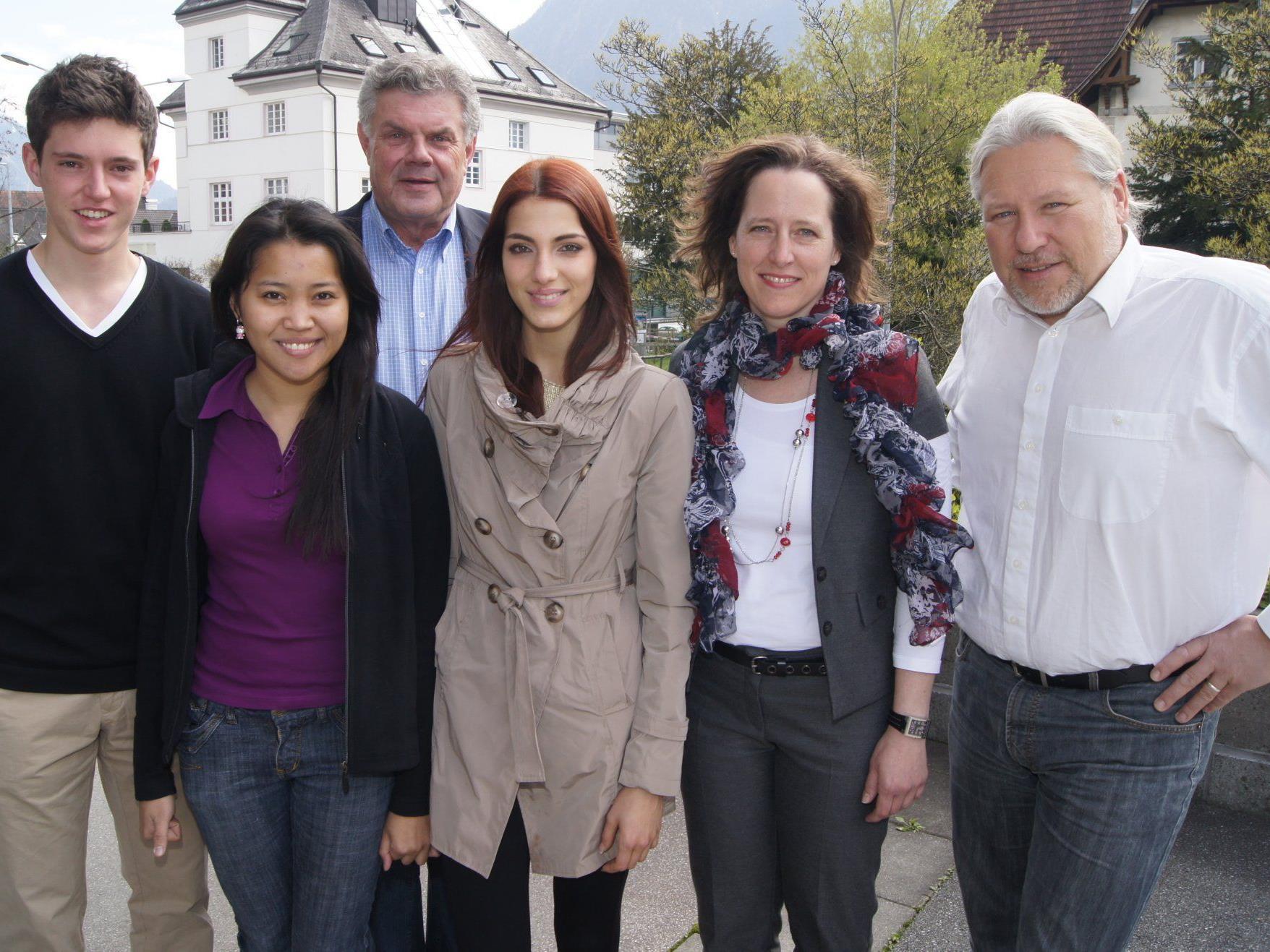 Start Stipendianten mit Bürgermeister Mandi Katzenmayer