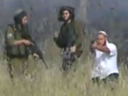 Brutales Vorgehen der Siedler gegen die Palästinenser. Brutales Vorgehen der Siedler gegen die Palästinenser.