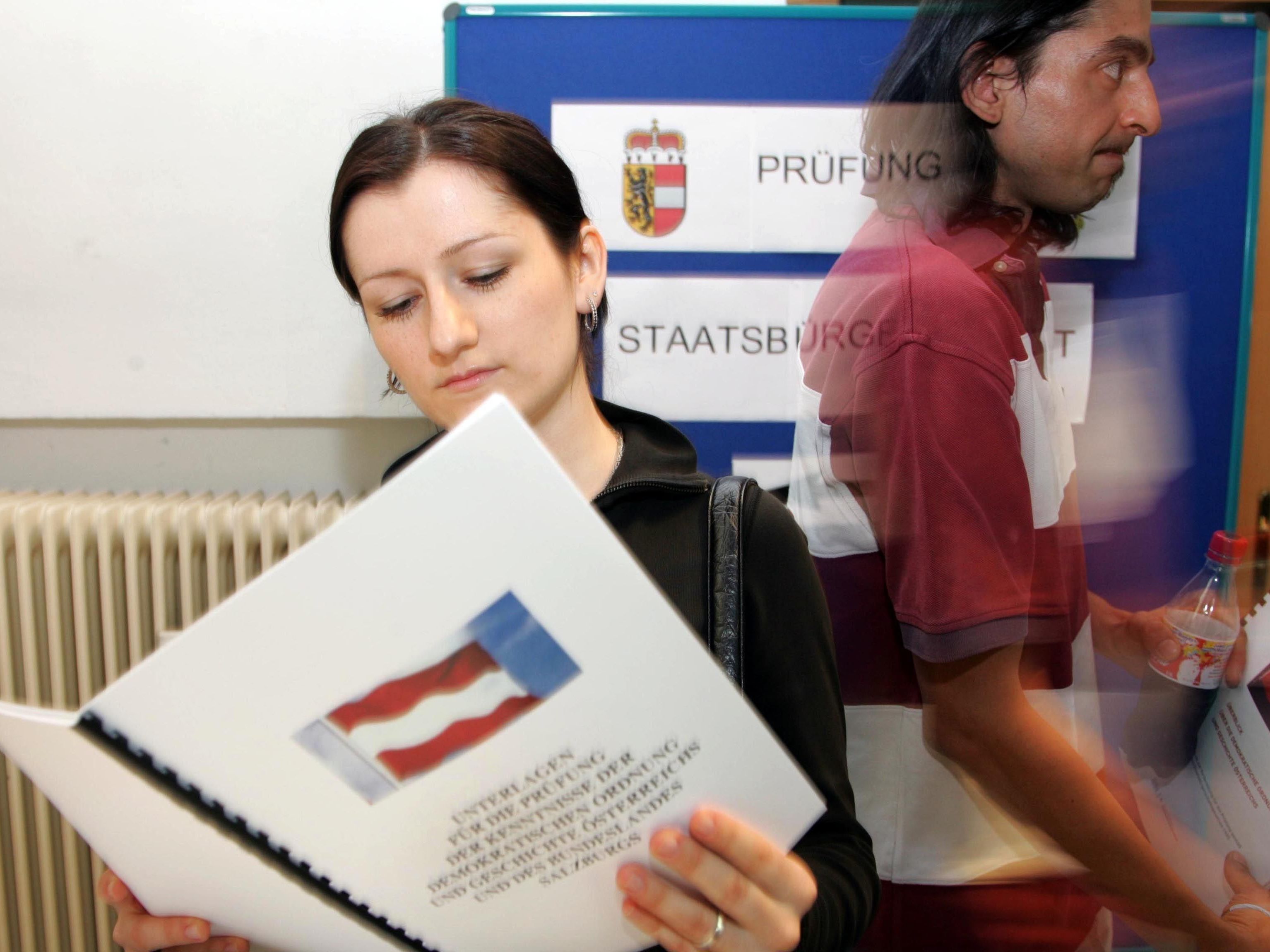 Die Zahl der österreichischen Neubürger nimmt zu. Die Zahl der österreichischen Neubürger nimmt zu.