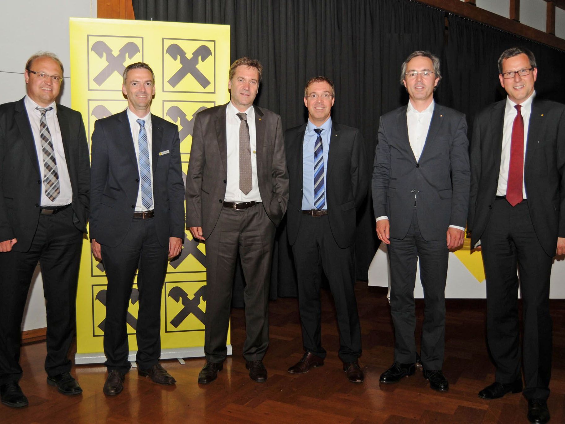 Vorstand und Aufsichtsrat der Raiffeisenbank am Bodensee mit Dr. Johannes Ortner, RLB Vorstand und Aufsichtsrat der Raiffeisenbank am Bodensee mit Dr. Johannes Ortner, RLB