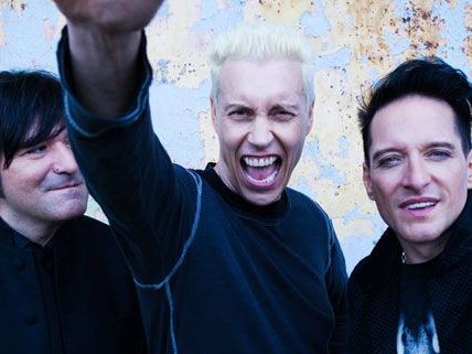 Gewinne "auch", das neue Album der Ärzte. Gewinne "auch", das neue Album der Ärzte.