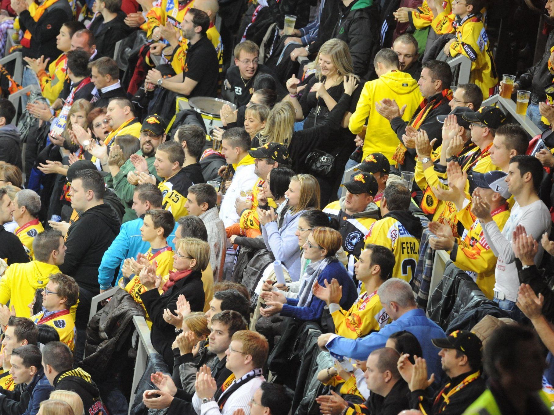 Die Vienna Capitals konnten nun Torhüter Matt Zaba ins Boot holen. Die Vienna Capitals konnten nun Torhüter Matt Zaba ins Boot holen.