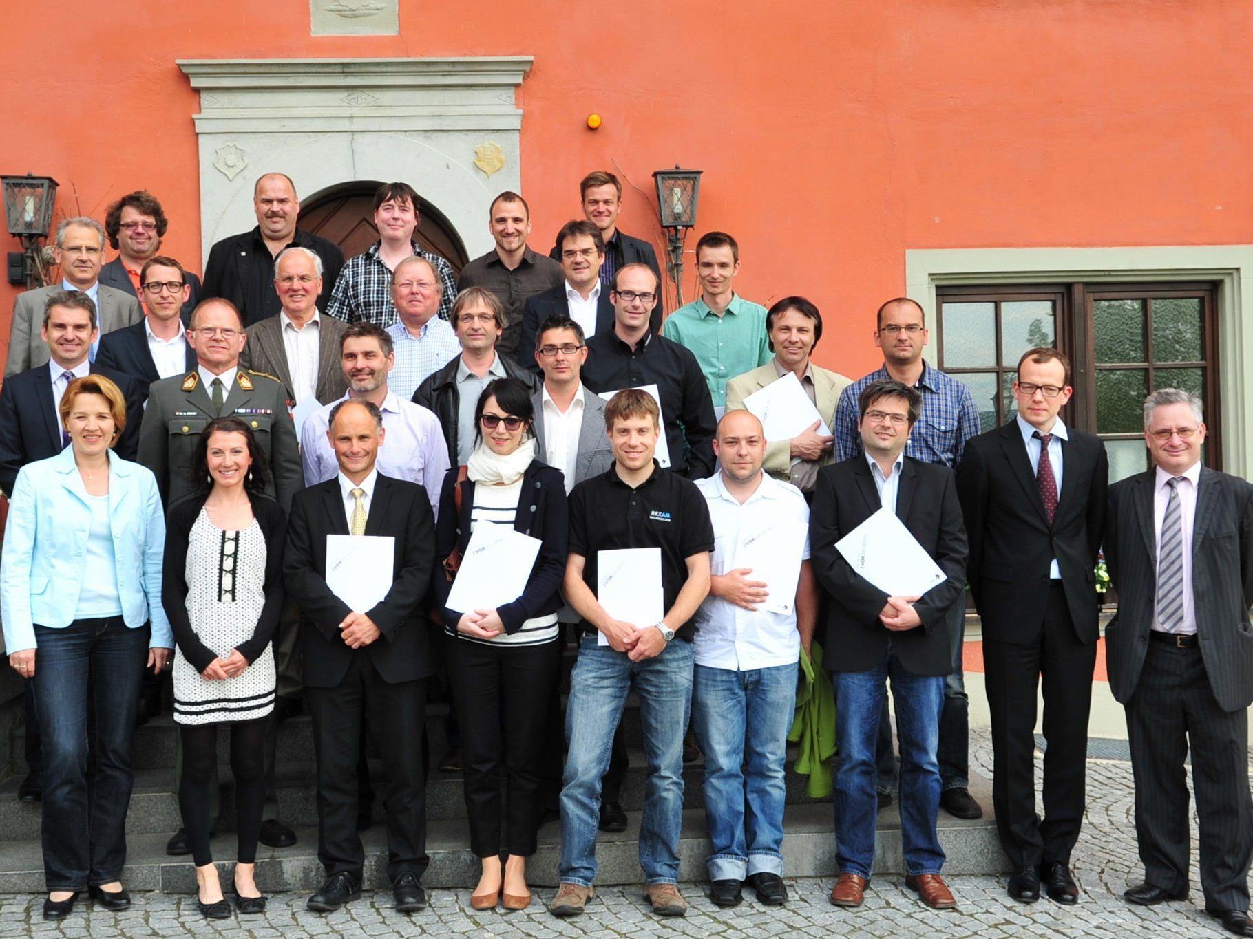 22 neue Energiemangager erhielten ihre Zeugnisse in Schloss Hofen.