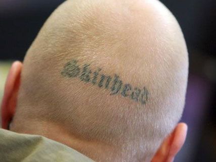 In Graz stehen ab Montag zehn mutmaßliche Neonazis vor Gericht. In Graz stehen ab Montag zehn mutmaßliche Neonazis vor Gericht.