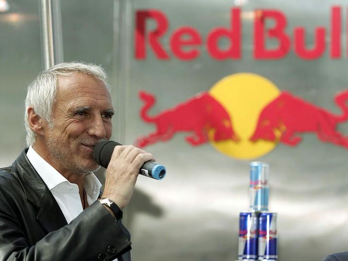 Red-Bull-Gründer Dietrich Mateschitz ist mit einem Vermögen von 5,3 Mrd. Euro der reichste Österreicher. Red-Bull-Gründer Dietrich Mateschitz ist mit einem Vermögen von 5,3 Mrd. Euro der reichste Österreicher.