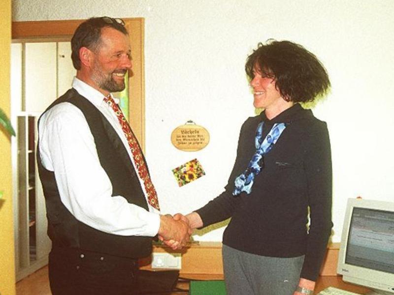 VN-Archivbild von 2000: Bürgermeister Gebhard Fritz und seine Stellvertreterin Isolde Strolz – damals noch Isolde Huber.
