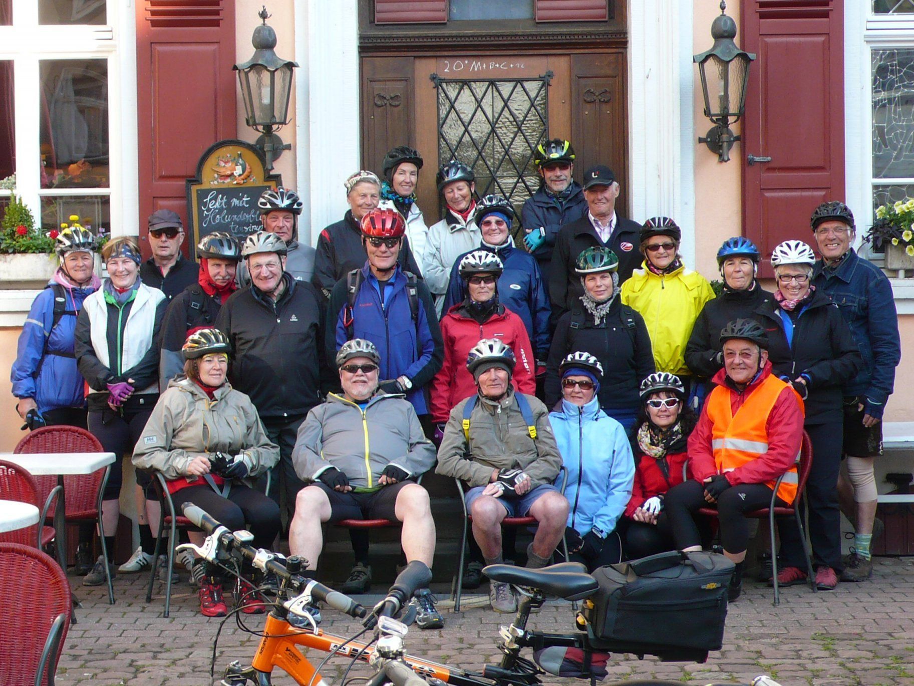 Die sportlichen Senioren Die sportlichen Senioren