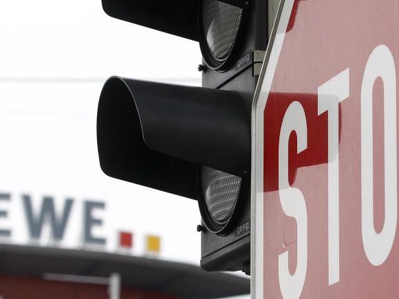 Die Handelsriesen in Österreich sind im Visier der Wettbewerbsbehörde - wegen angeblicher Preisabsprachen.