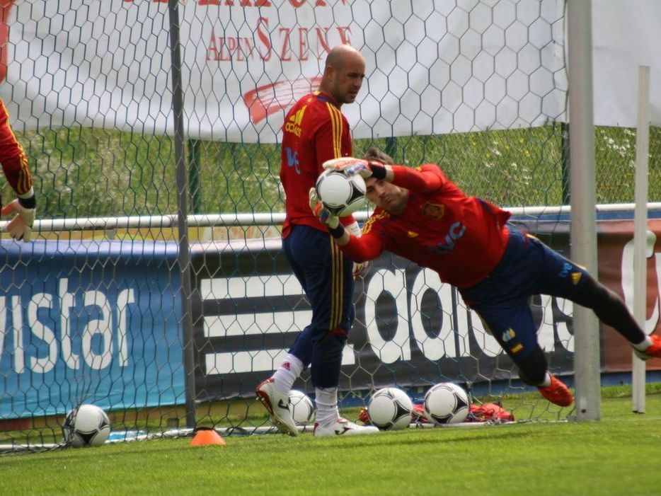 Ike Casillas ist einer von vielen Stars von Weltmeister Spanien. Ike Casillas ist einer von vielen Stars von Weltmeister Spanien.