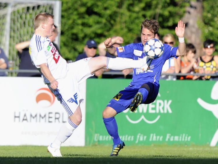 Youngster Julian Lipburger spielte mehr als eine Stunde lang im Hard-Dress. Youngster Julian Lipburger spielte mehr als eine Stunde lang im Hard-Dress.