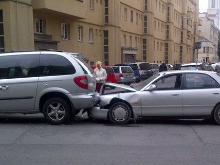 Leserreporter Jeremy K. beobachtete den Unfall am Mittwoch aus der Nähe. Leserreporter Jeremy K. beobachtete den Unfall am Mittwoch aus der Nähe.