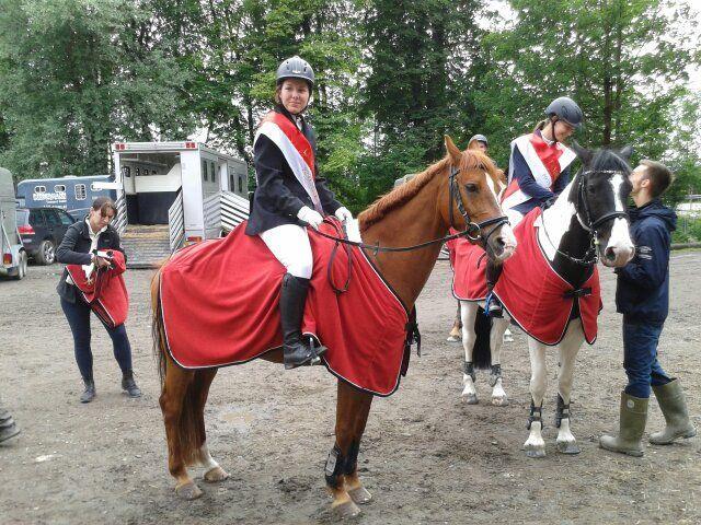 Landesmeisterin Alessa Leeb mit Ihrem Pony "Graf Schmidt"