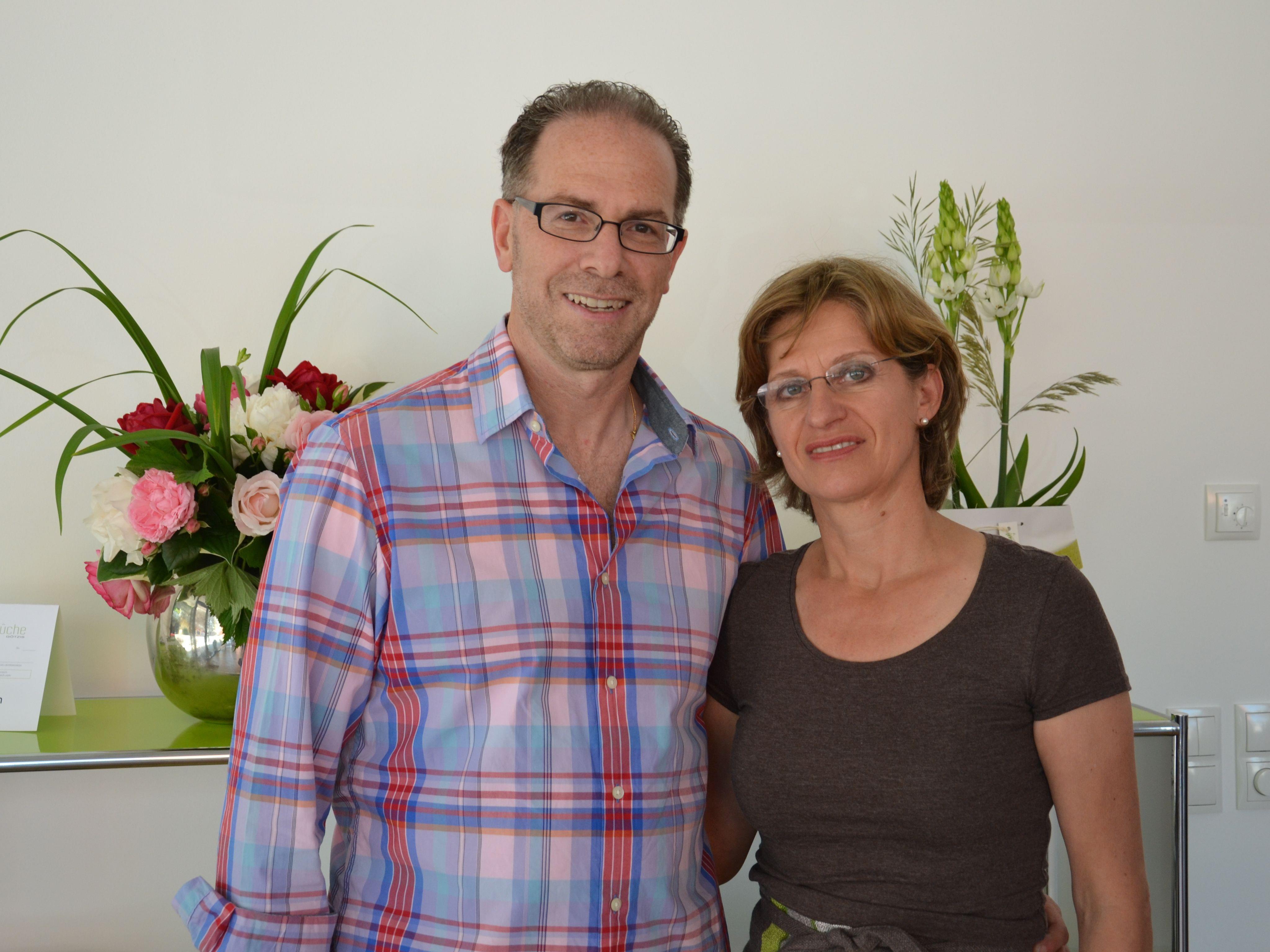 (v.r.) Andrea & Paul Milstein freuten sich am Tag der offenen Tür über zahlreiche interssierte Besucher