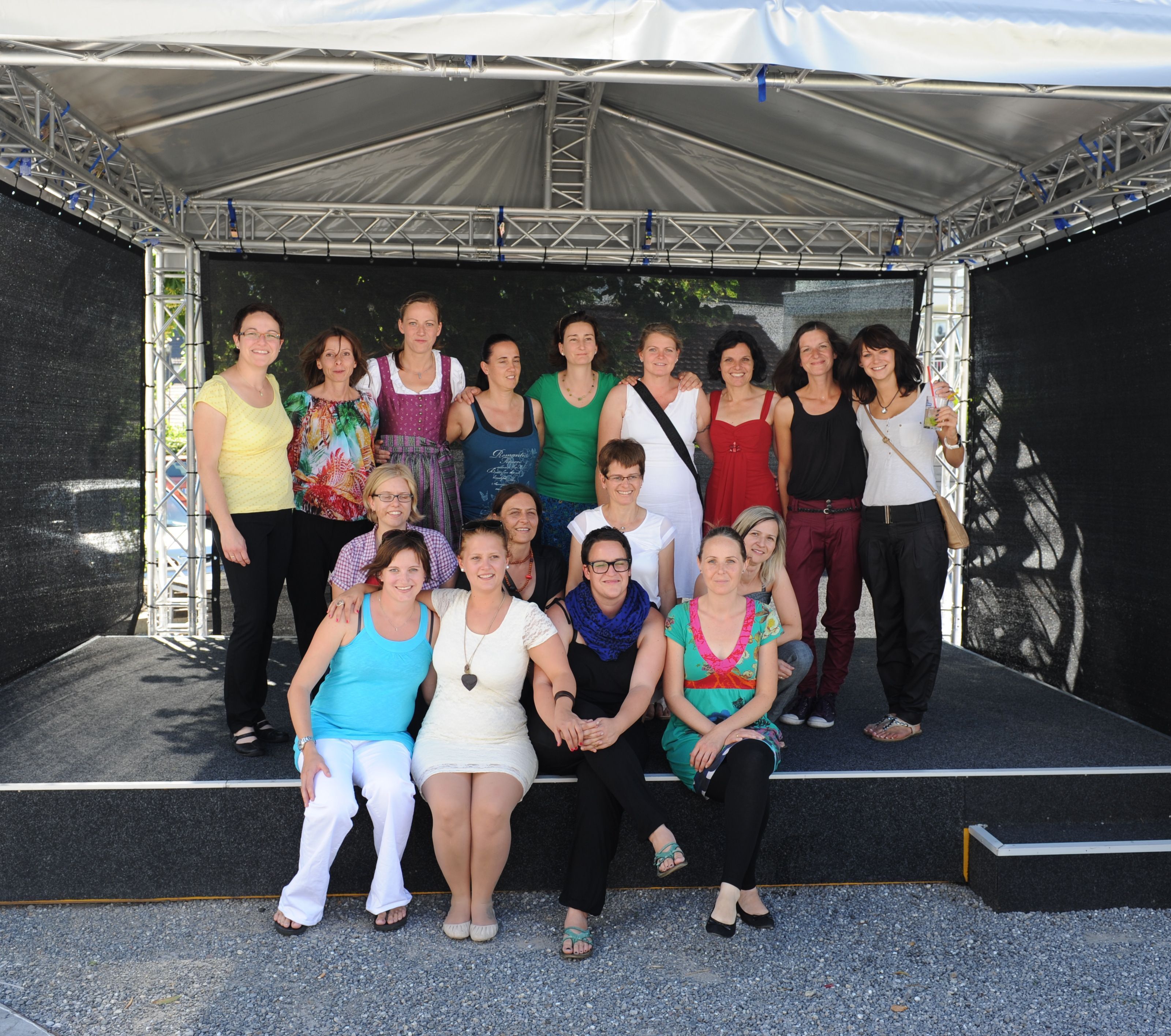 Absolventinnen beim großen Auftritt Absolventinnen beim großen Auftritt