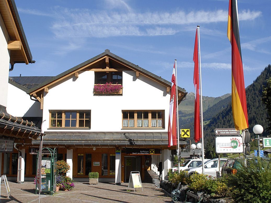 Das Gemeindeamt Gaschurn bleibt am "Fenstertag" geschlossen. Das Gemeindeamt Gaschurn bleibt am "Fenstertag" geschlossen.