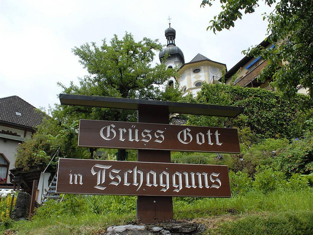 Die Gemeinde Tschagguns lädt ihre Bürgerinnen und Bürger am 21. Juni 2012 zu "losna - froga - schwätza".