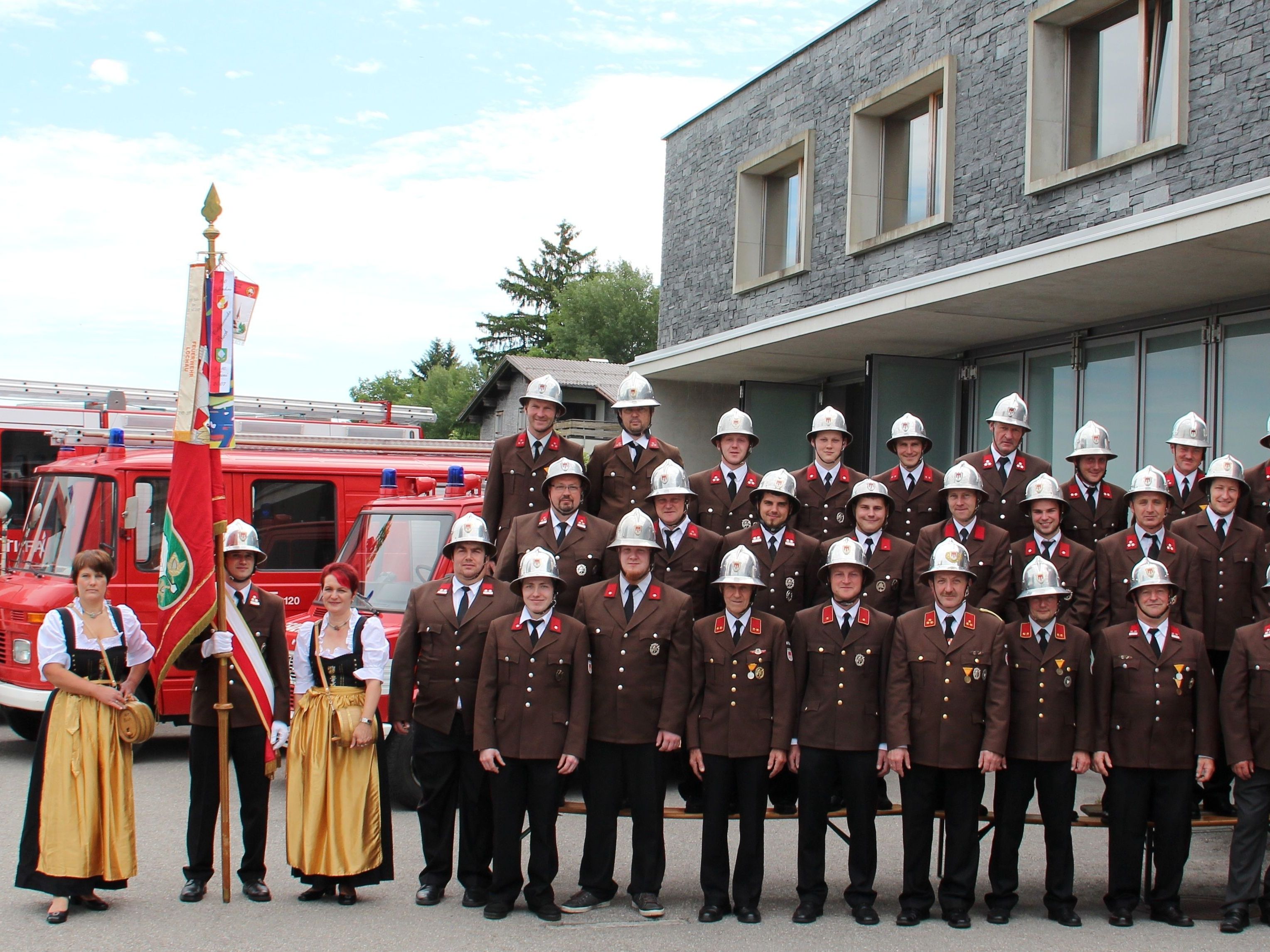 Die Bucher Wehr feiert am kommenden Wochenende ihr 85-jähriges Bestehen. Die Bucher Wehr feiert am kommenden Wochenende ihr 85-jähriges Bestehen.