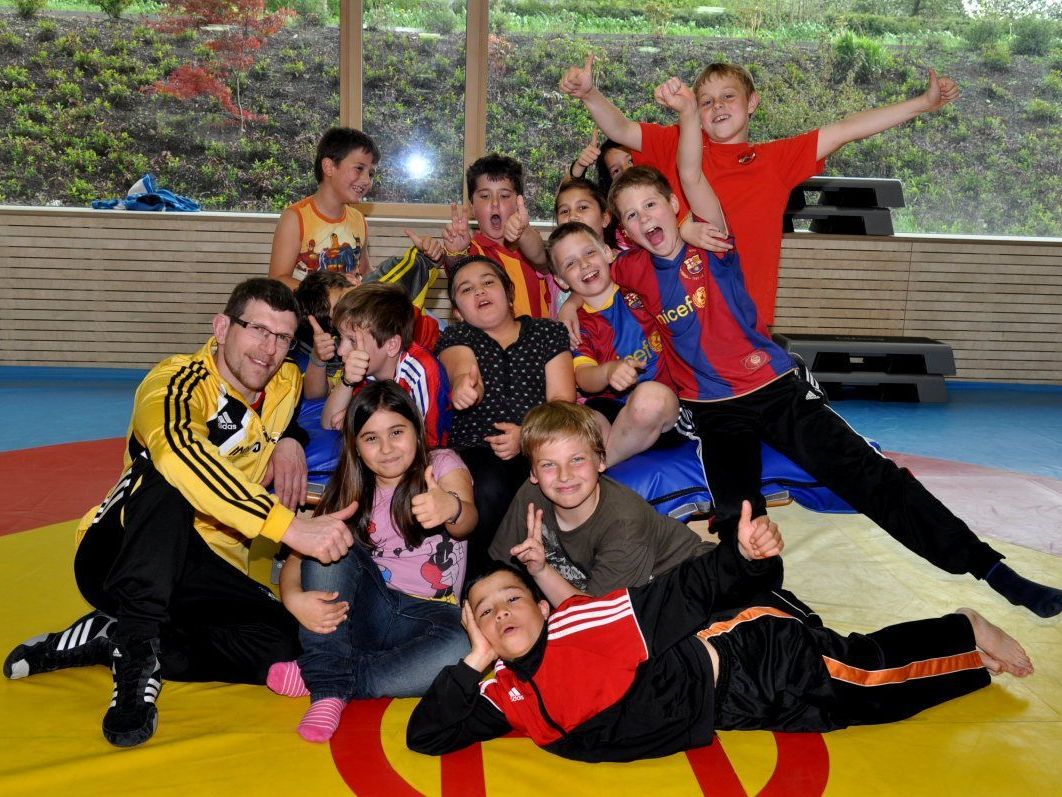 „Bewegung ist super“, freut sich die sportliche Truppe. „Bewegung ist super“, freut sich die sportliche Truppe.