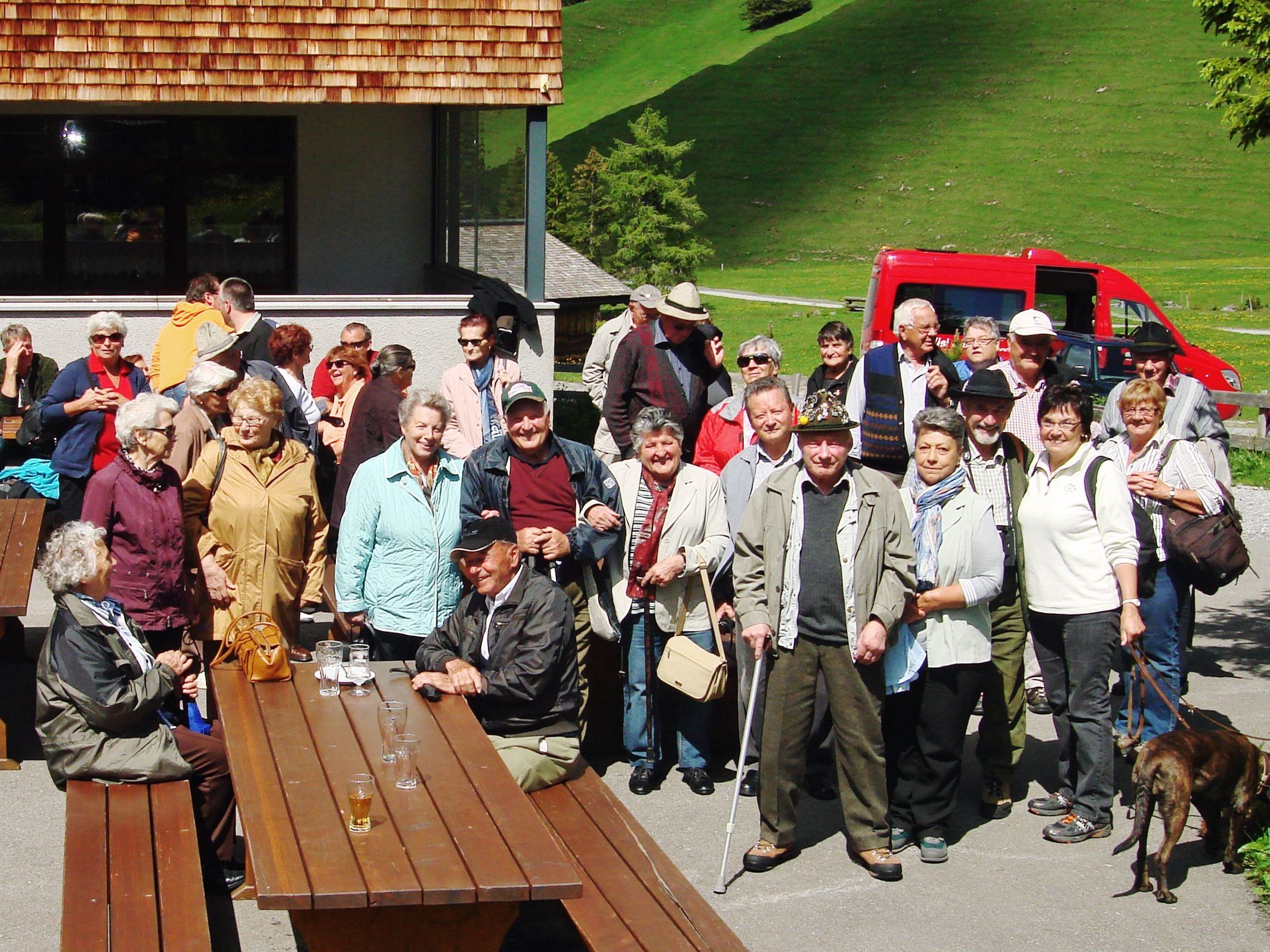 Der Pensionistenverband Partenen erfreut sich im Nenzinger Himmel. Der Pensionistenverband Partenen erfreut sich im Nenzinger Himmel.