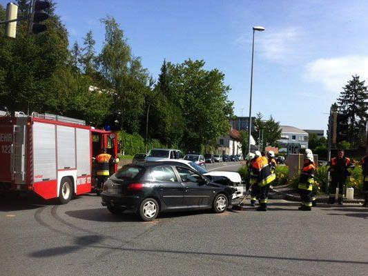 Zwei Verletzte forderte heute ein Unfall in Bregenz.